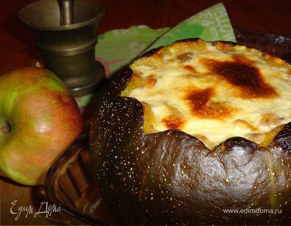 Запеченная тыква со сливочно-финиковой начинкой