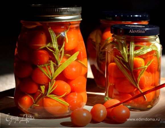 Помидоры виноградные 