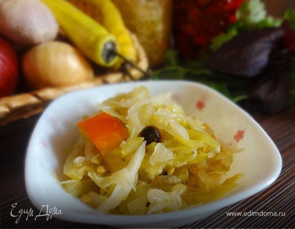 Салат из зеленых помидоров с капустой Салат из зеленых помидоров с капустой