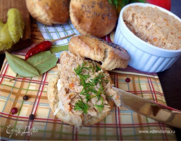 Рийет из курицы и заварные булочки