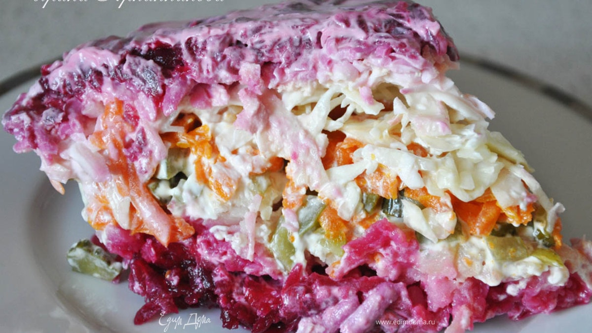 Слоеный овощной салат