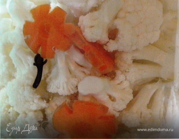 Маринованная цветная капуста с морковью