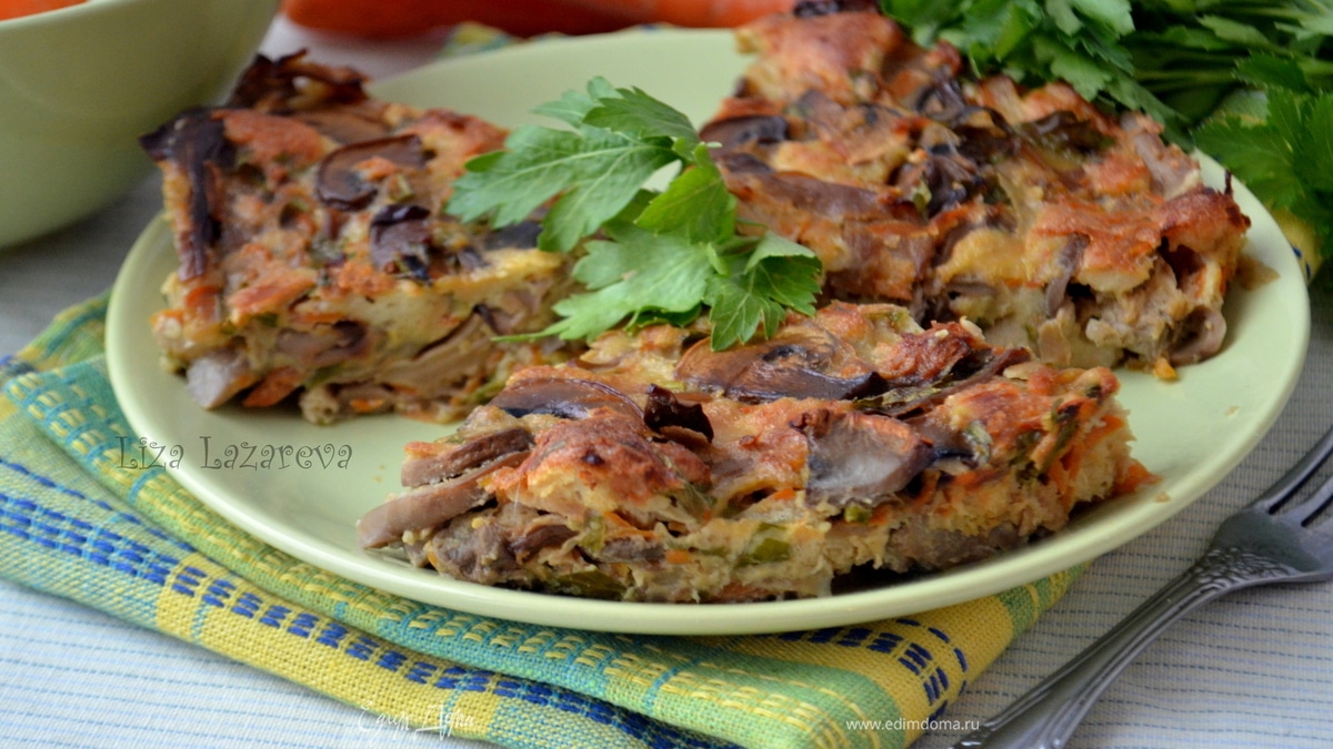 Ароматный грибной кекс-пирог