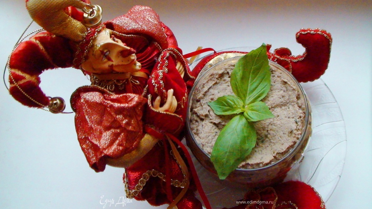 Куриный паштет с каштанами