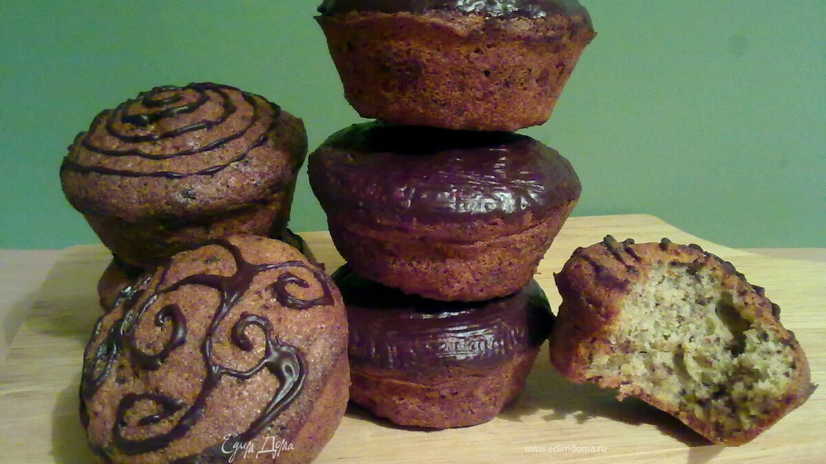 Бананово-шоколадный кекс