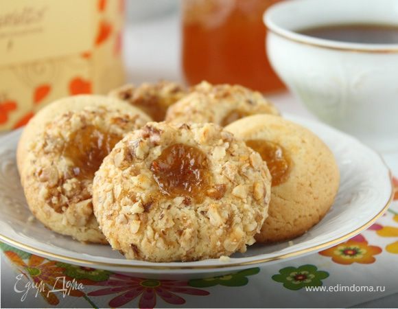 Печенье с орехами и джемом Печенье с орехами и джемом
