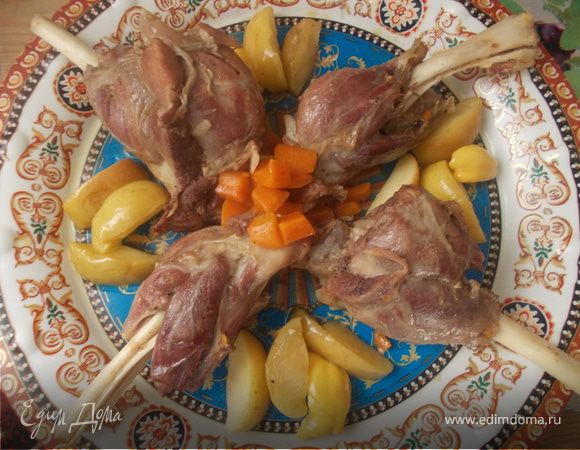 Баранина с айвой и морковью "Джамиля" от Сталика Ханкишиева Баранина с айвой и морковью "Джамиля" от Сталика Ханкишиева