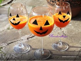 Витаминный коктейль «Безумная тыква» на Хеллоуин