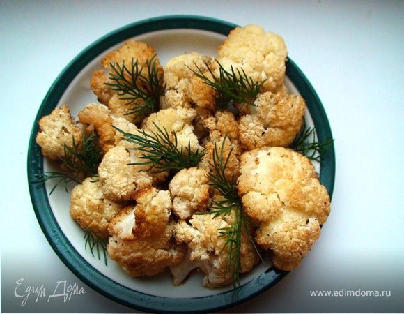 Запеченная цветная капуста в лимонном соке с чесноком Запеченная цветная капуста в лимонном соке с чесноком