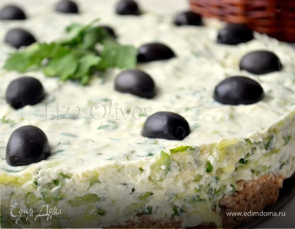 Закусочный чизкейк из брынзы и огурца