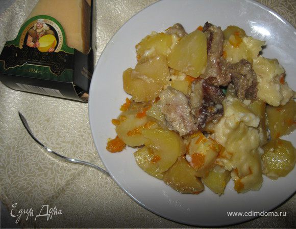 Запеканка со свининой, овощами и сыром Джюгас