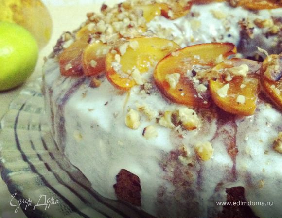 Осенний кекс с айвой и грецким орехом