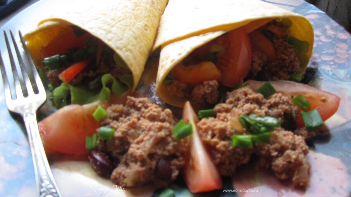 Буррито с фасолью и фаршем