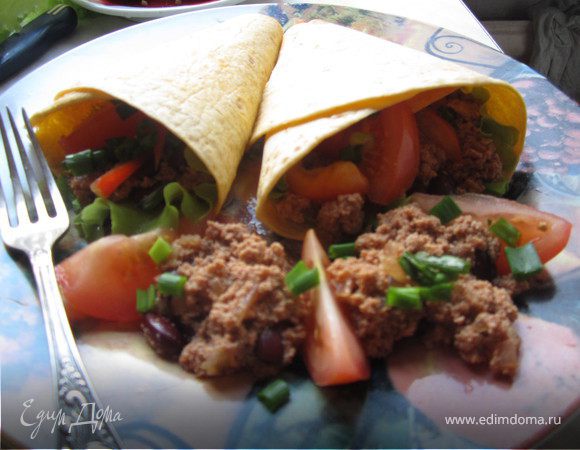 Буррито с фасолью и фаршем Буррито с фасолью и фаршем