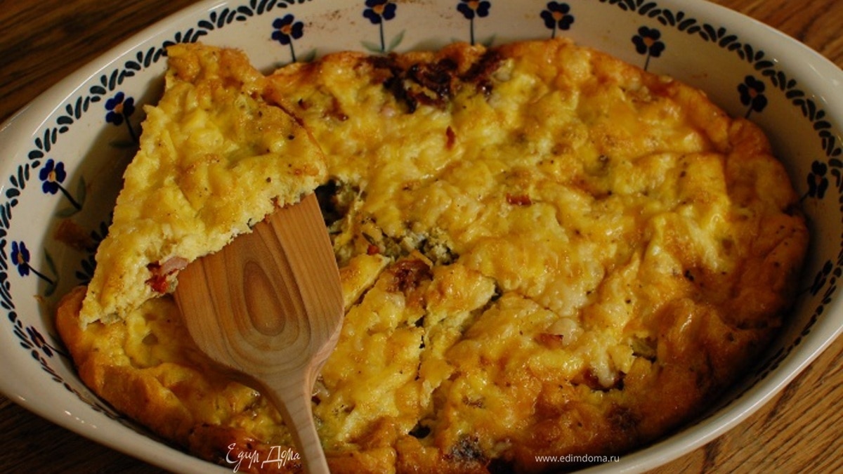 Фриттата с сыром, тимьяном и вялеными помидорами