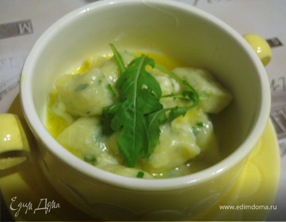 Зеленые ньокки с руколой и масляным соусом (от Джейми Оливера) Зеленые ньокки с руколой и масляным соусом (от Джейми Оливера)