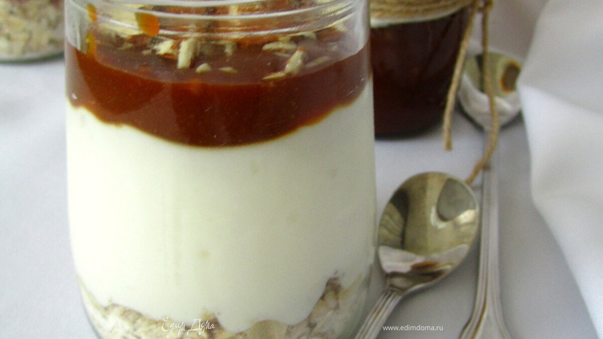 Карамельно-йогуртовый утренний десерт