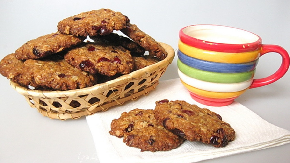 Овсяное печенье с клюквой