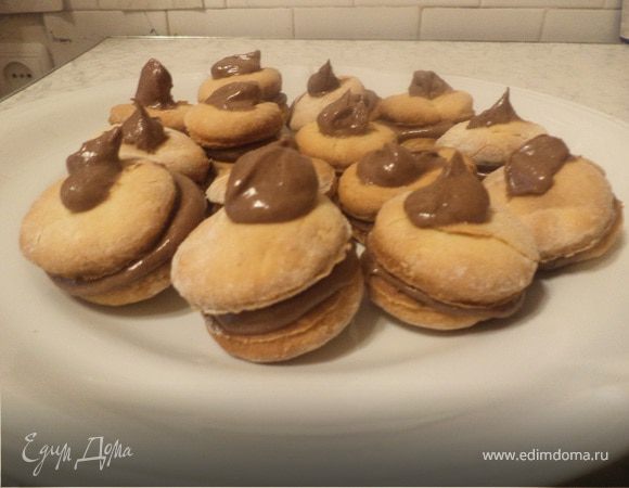 Печенье с шоколадным кремом Печенье с шоколадным кремом