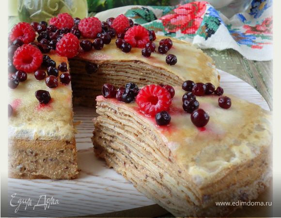 Блинный торт с черносливом Блинный торт с черносливом