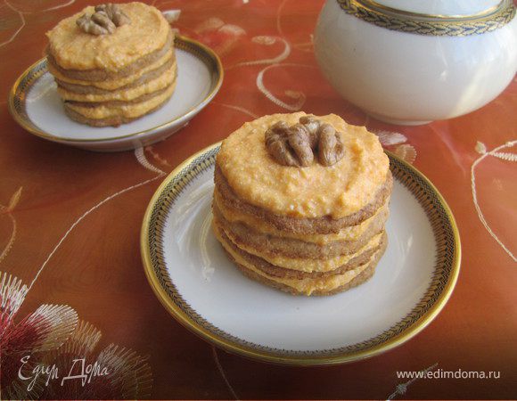 Пирожное с тыквенно-творожным кремом Пирожное с тыквенно-творожным кремом