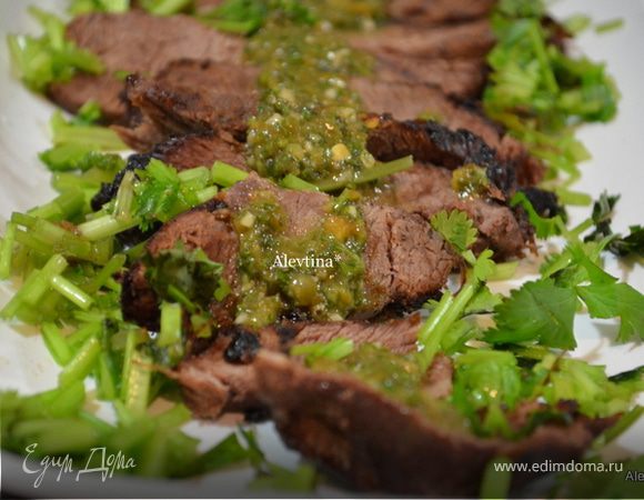 Стейк с соусом халапеньо Чимичурри Стейк с соусом халапеньо Чимичурри