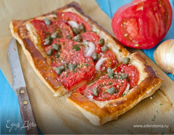 Открытый пирог с томатами