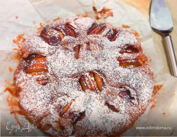 Легкий пирог с погруженными яблоками Легкий пирог с погруженными яблоками