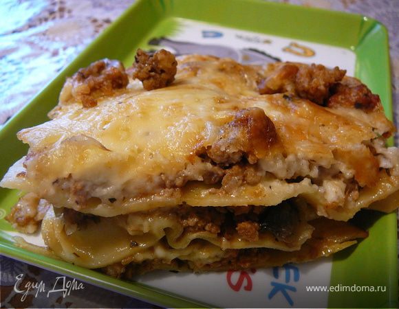 Лазанья с мясом и шампиньонами