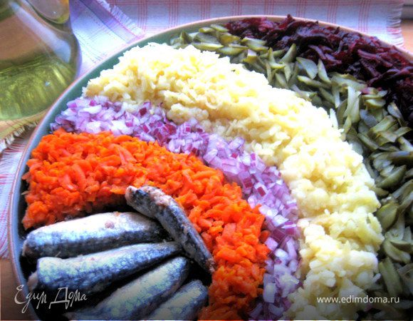 Праздничный винегрет с сардинами 