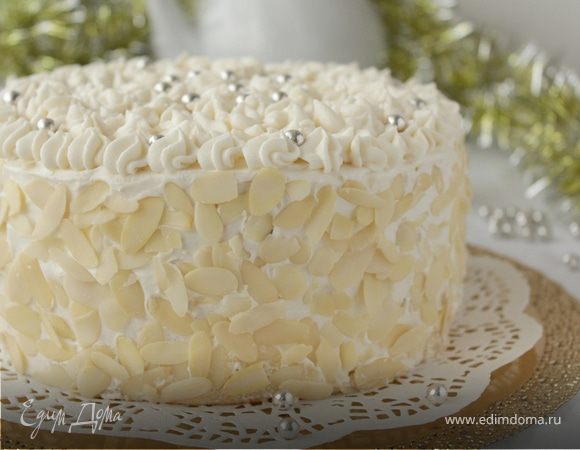 Торт с клубничным суфле