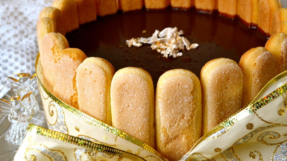 Шарлотт-семифреддо "Праздничный"