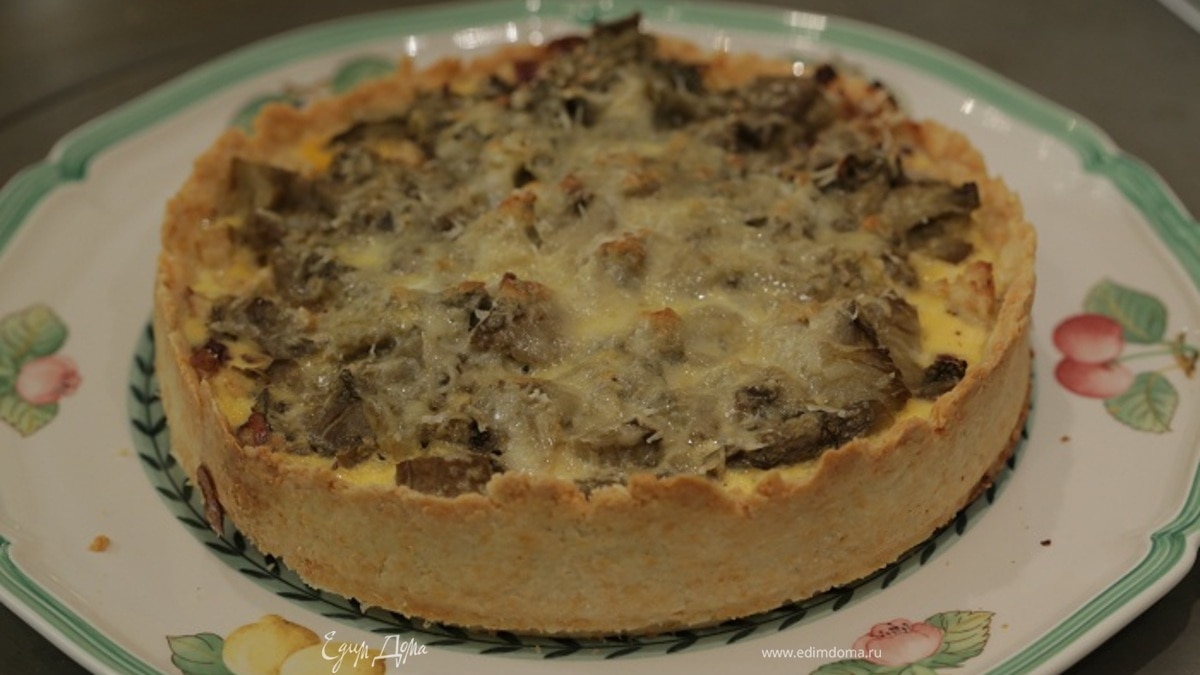 Открытый пирог с курицей и баклажанами