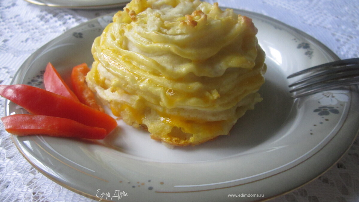 Котлеты в картофельных «гнездышках»