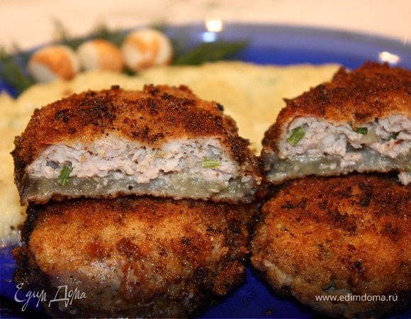 Фаршированный баклажан с пюре из сельдерея Фаршированный баклажан с пюре из сельдерея