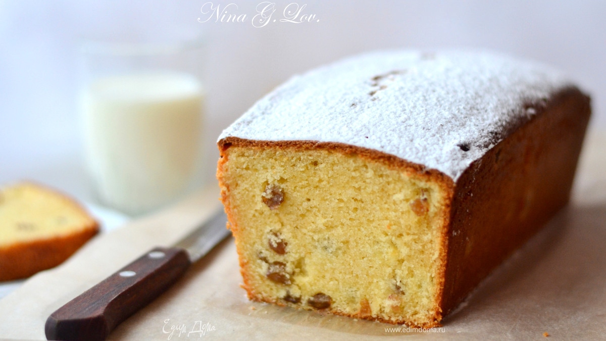 Творожный кекс с изюмом и легким привкусом вишни