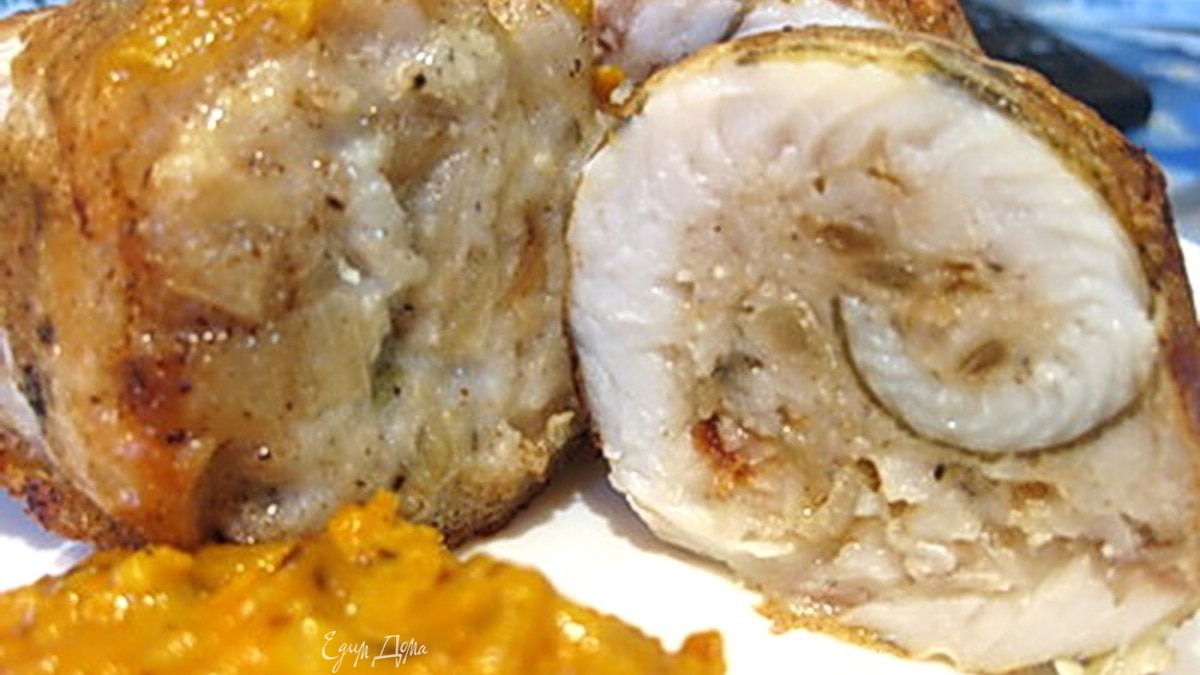 Крученики рыбные с горчично-медовым соусом