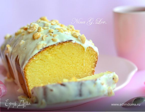 Кекс на сгущенном молоке с белым шоколадом и фундуком Кекс на сгущенном молоке с белым шоколадом и фундуком