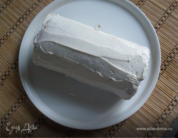 Рулет с творожным кремом Рулет с творожным кремом