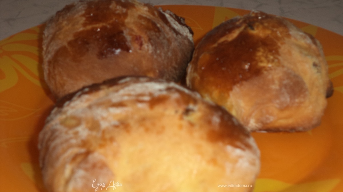 Булочки с цукатами