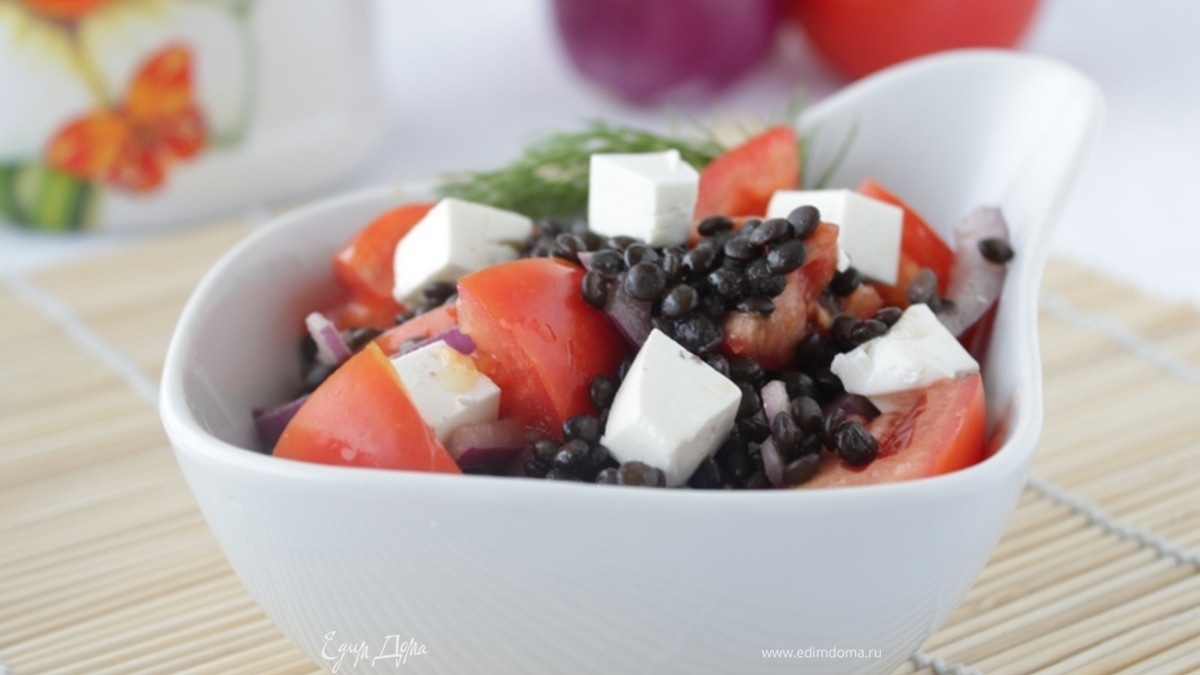 Салат из черной чечевицы