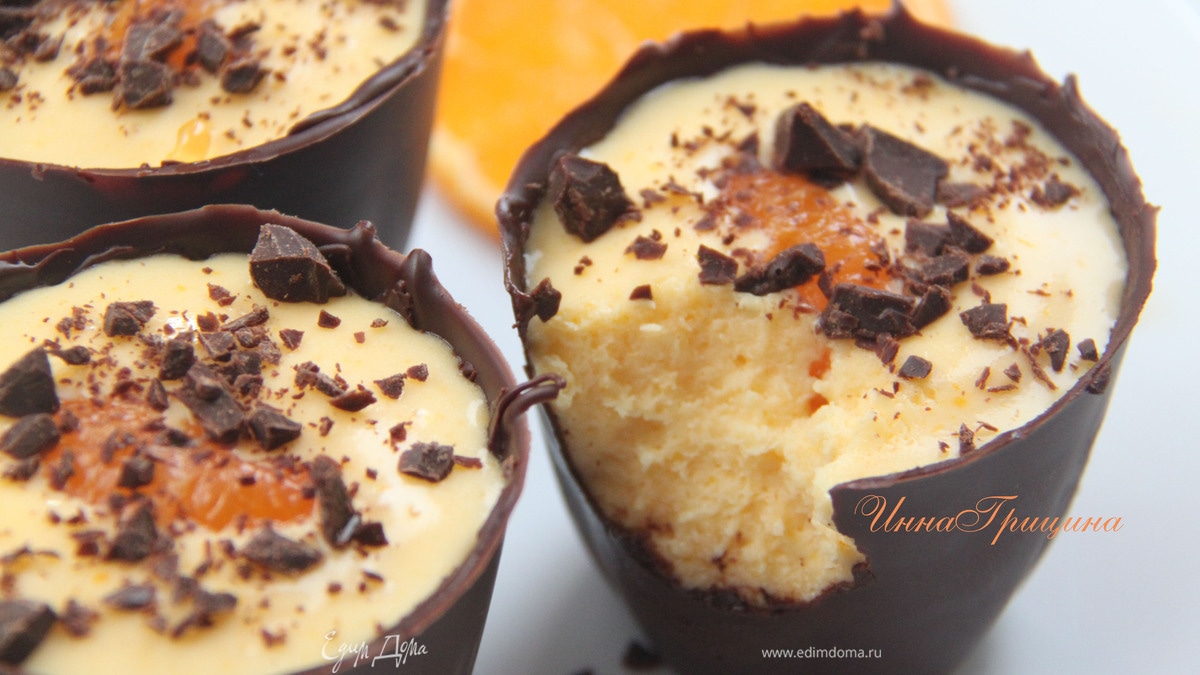 Мусс из клементинов в шоколадном стаканчике