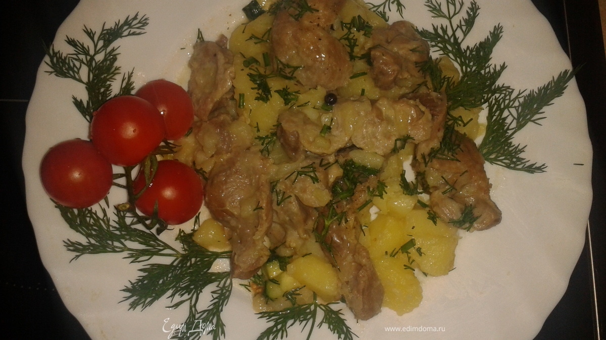 Куриные желудки с картошкой