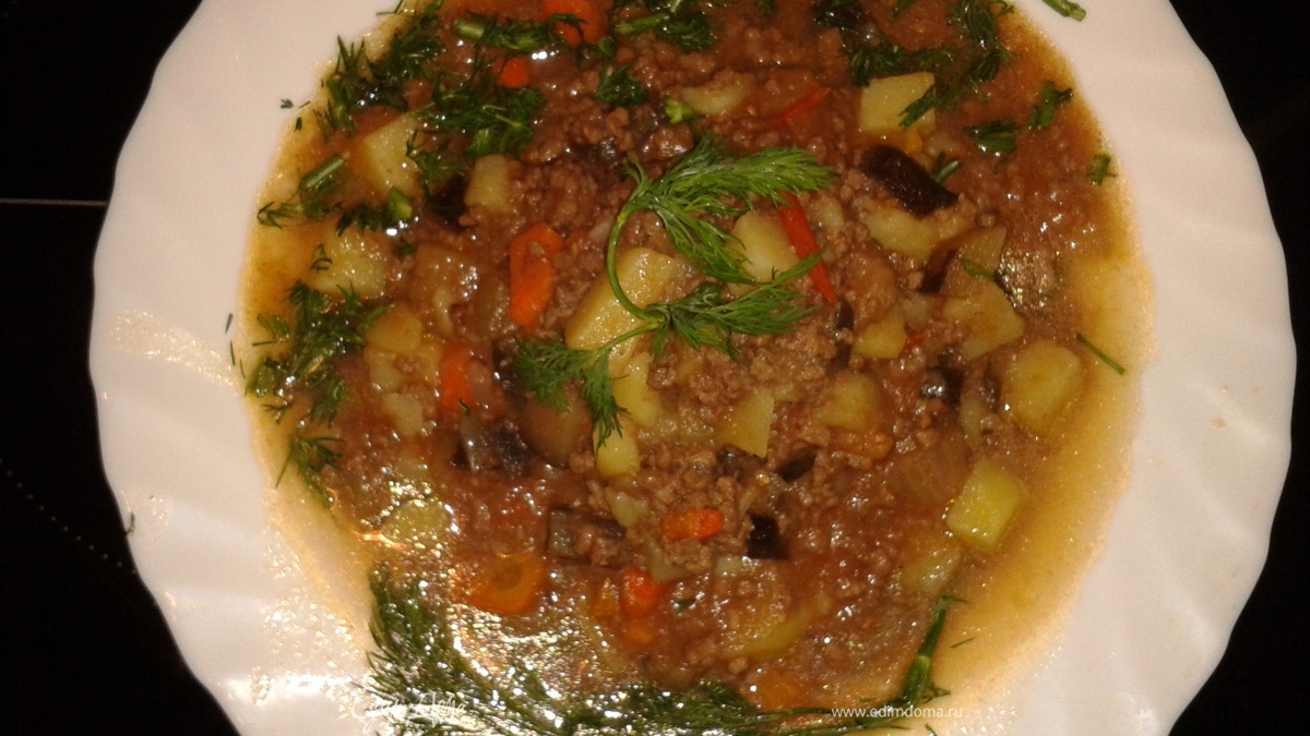 рагу из баклажанов с фаршем