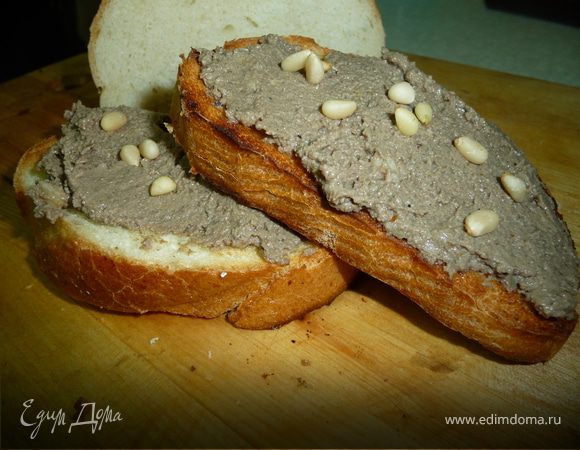 Паштет из бараньей печени с кедровыми орешками Паштет из бараньей печени с кедровыми орешками