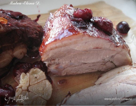 Свиная грудинка в легкой вишневой глазури