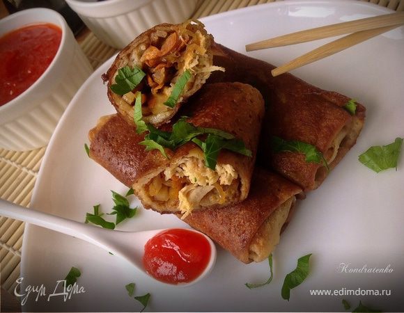 Блинные спринг роллы с курицей и овощами
