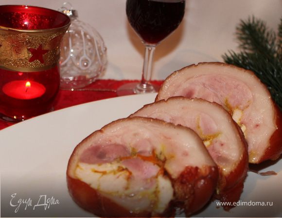 Рулет из рульки с куриной начинкой Рулет из рульки с куриной начинкой