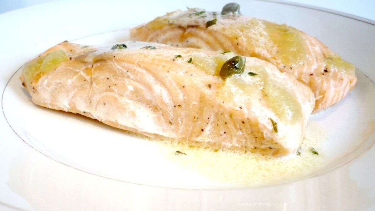 Запеченное филе семги с лаймом и каперсами