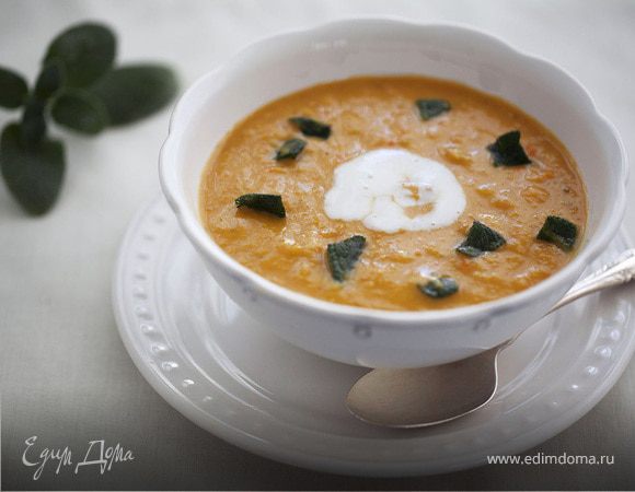 Суп из красной чечевицы с хрустящим шалфеем Суп из красной чечевицы с хрустящим шалфеем